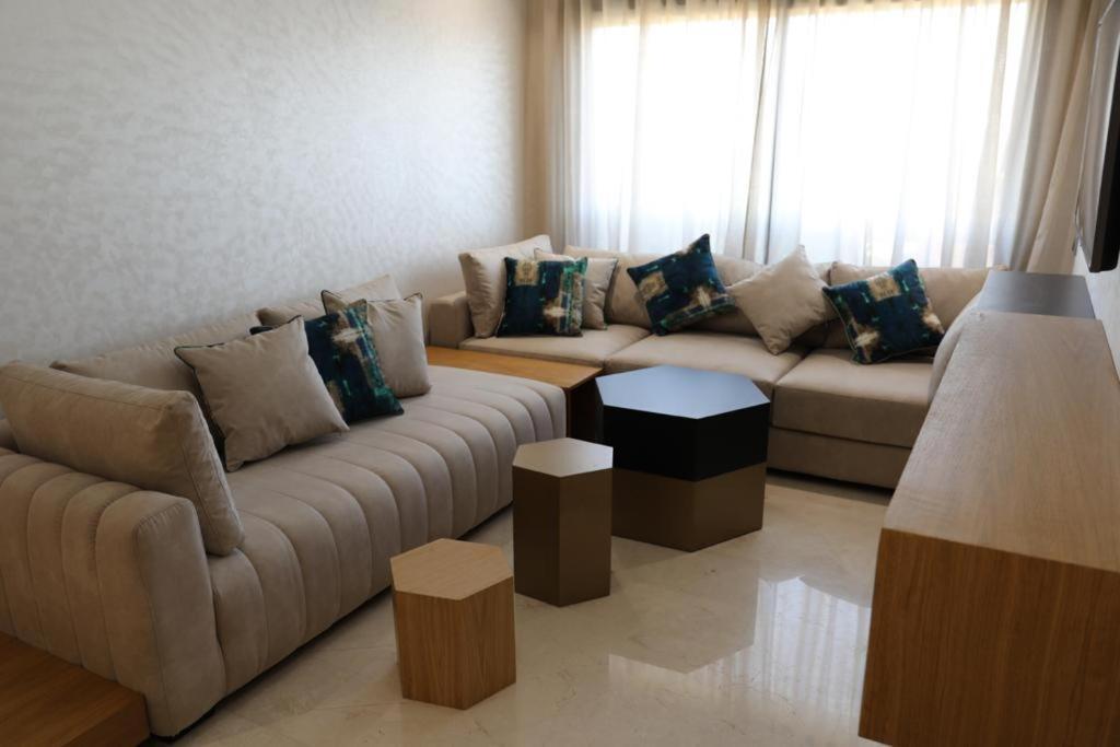 Quiet Hotel Kazablanka Dış mekan fotoğraf